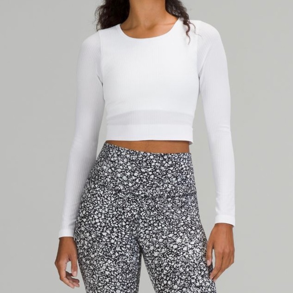 LULULEMON- Ebb to Street Long-Sleeve Shirt